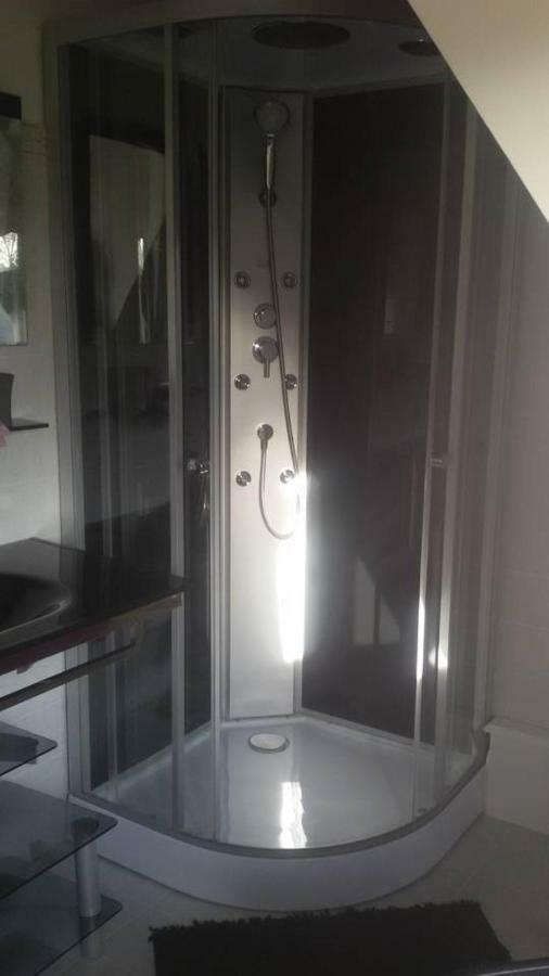 Hibiscus 1er Etage Apartment Honfleur